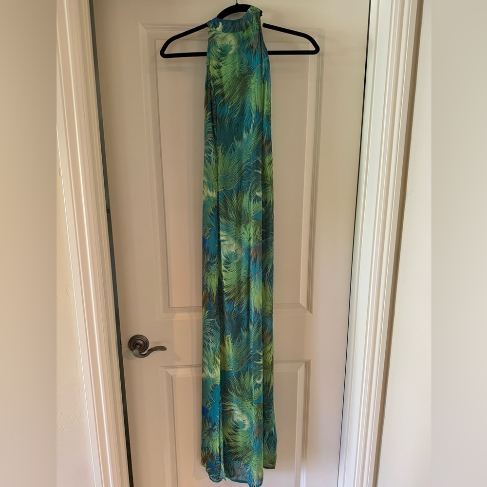 Tropical dress long great condition worn once size small